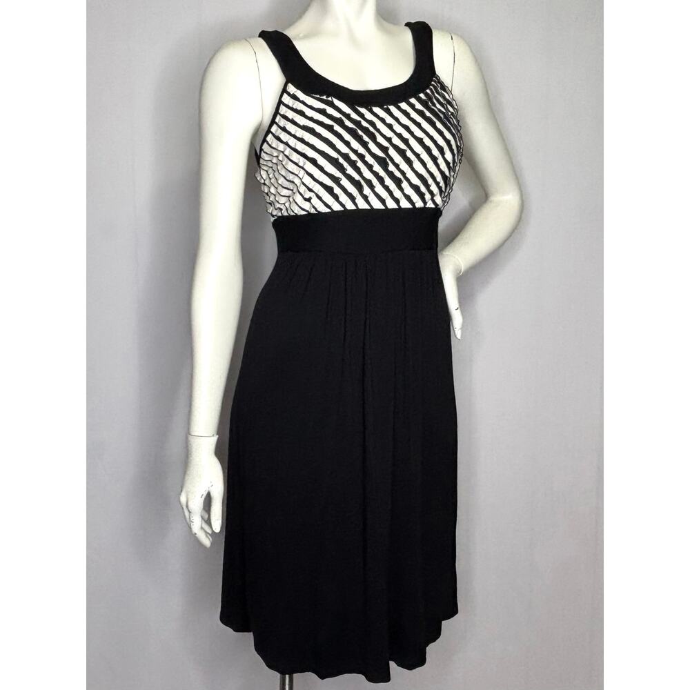 Maurices Black White Striped Ruffle Top Dress M Empire Waist Y2K Midi Fit Flare